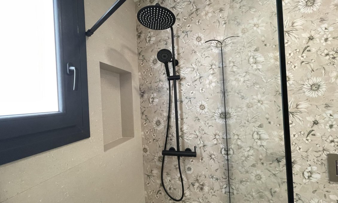 Neue Gebäude - Villa -
Almoradí - Heredades