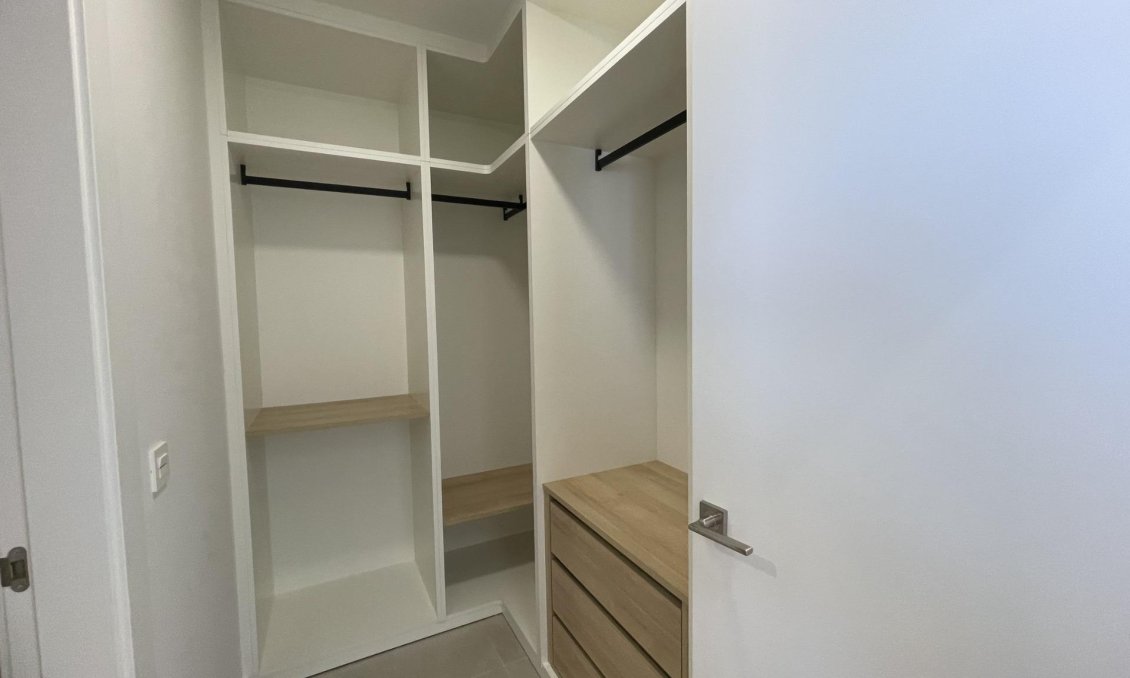 Neue Gebäude - Villa -
Almoradí - Heredades