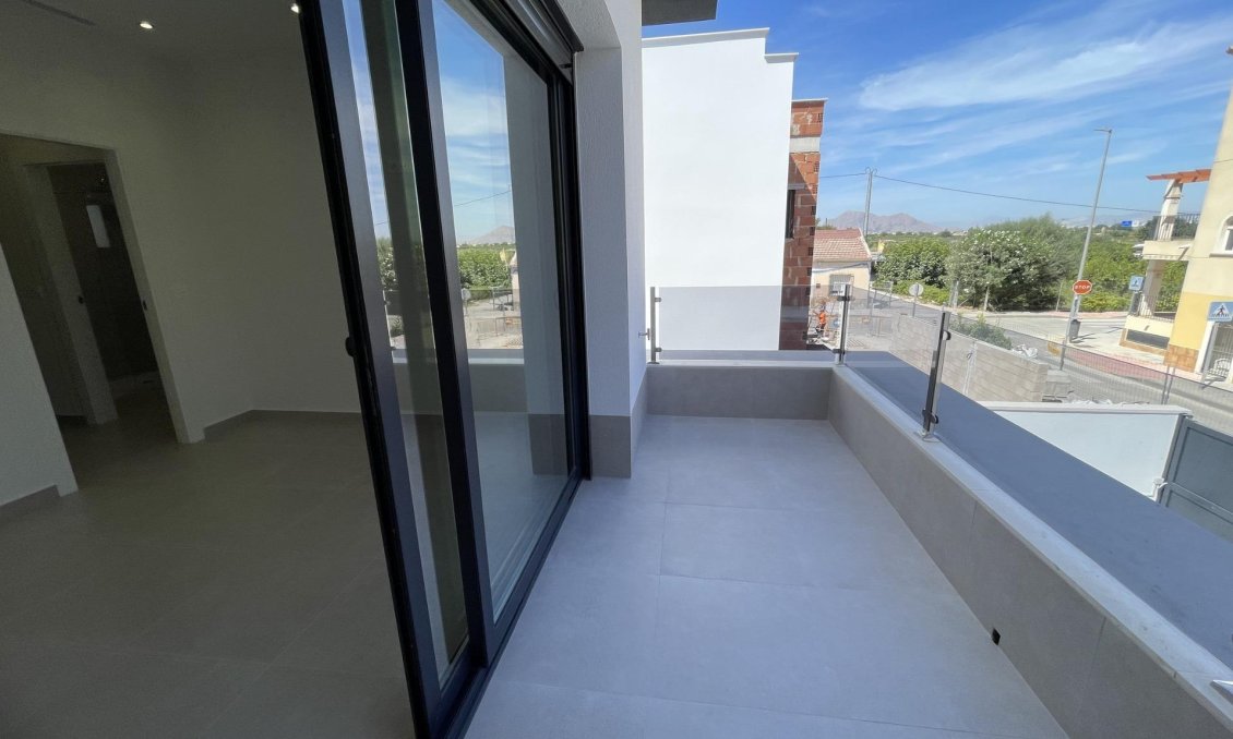 Neue Gebäude - Villa -
Almoradí - Heredades