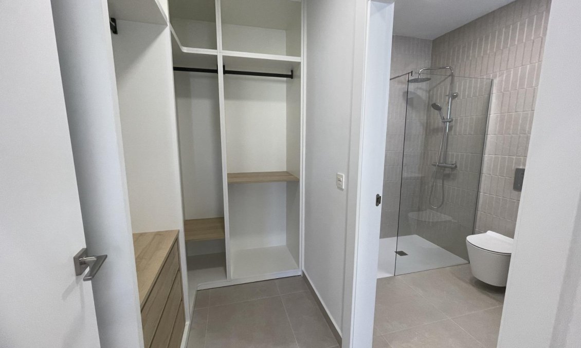 Neue Gebäude - Villa -
Almoradí - Heredades