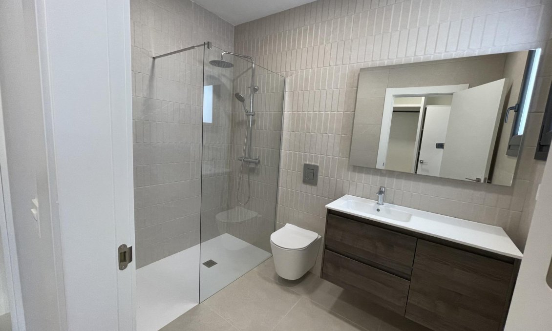 Neue Gebäude - Villa -
Almoradí - Heredades