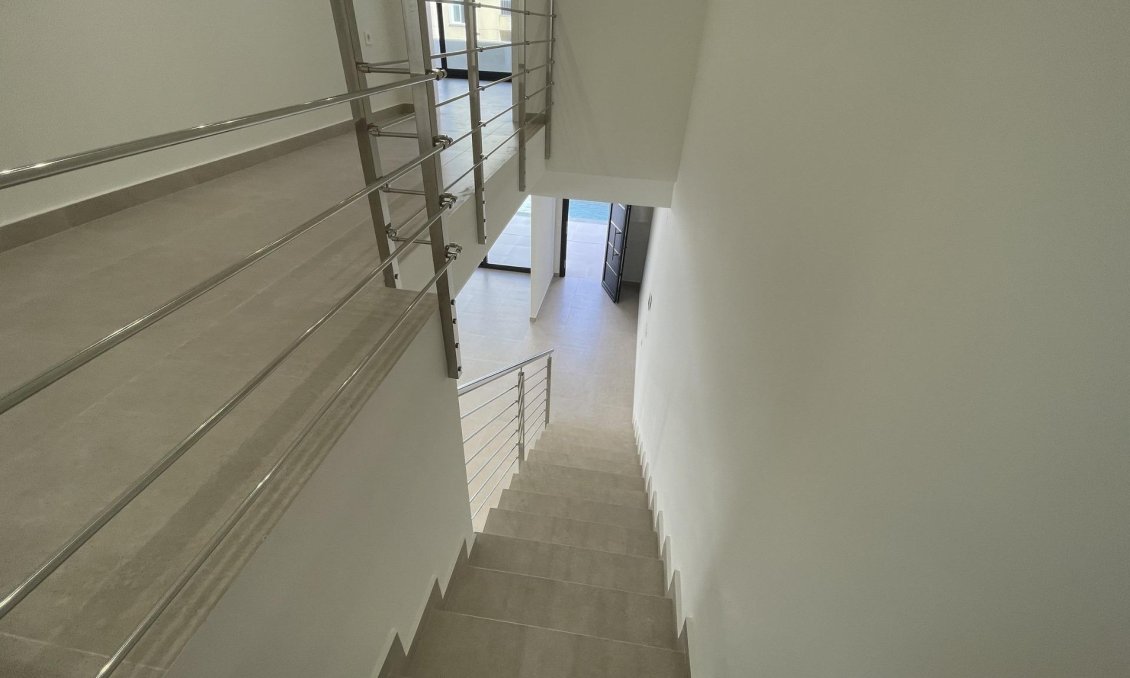 Neue Gebäude - Villa -
Almoradí - Heredades