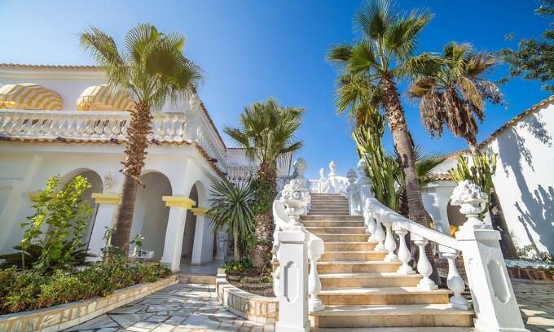 Resale - Villa -
Orxeta