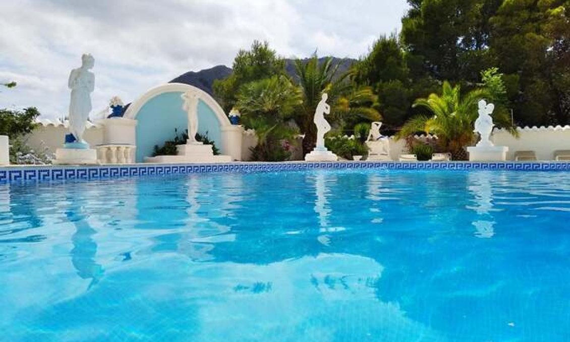 Resale - Villa -
Orxeta