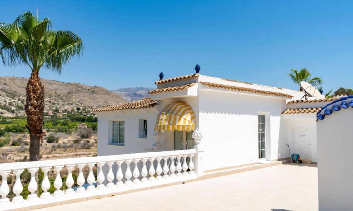 Resale - Villa -
Orxeta