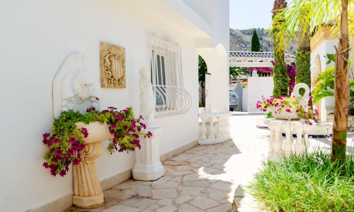 Resale - Villa -
Orxeta