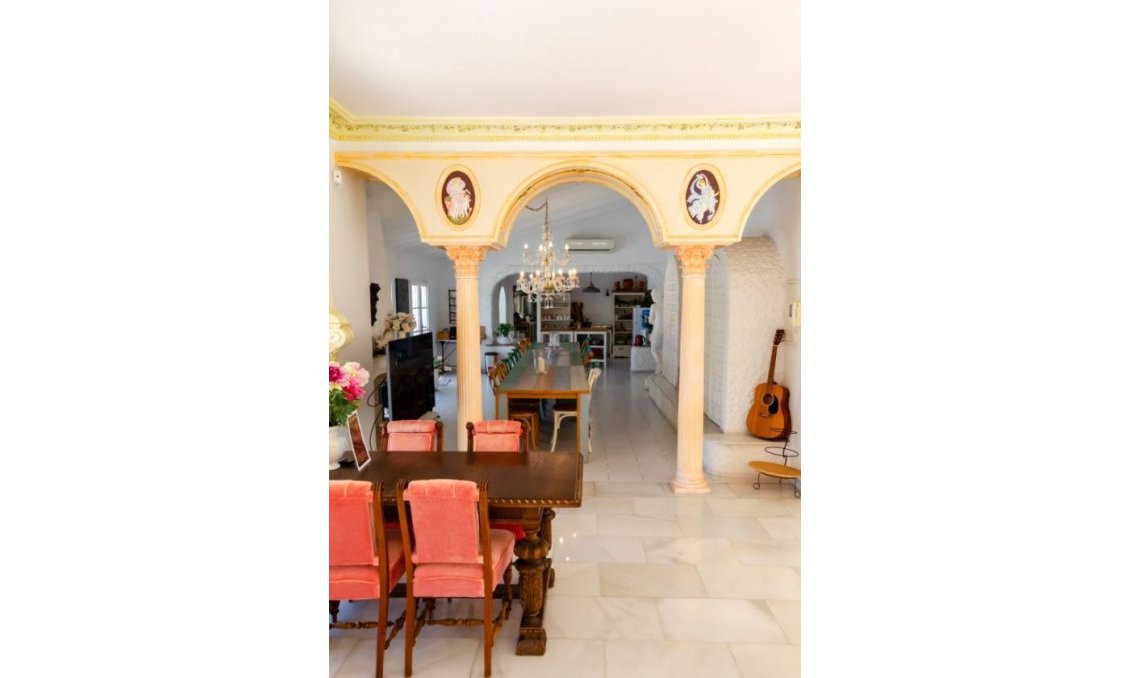 Resale - Villa -
Orxeta