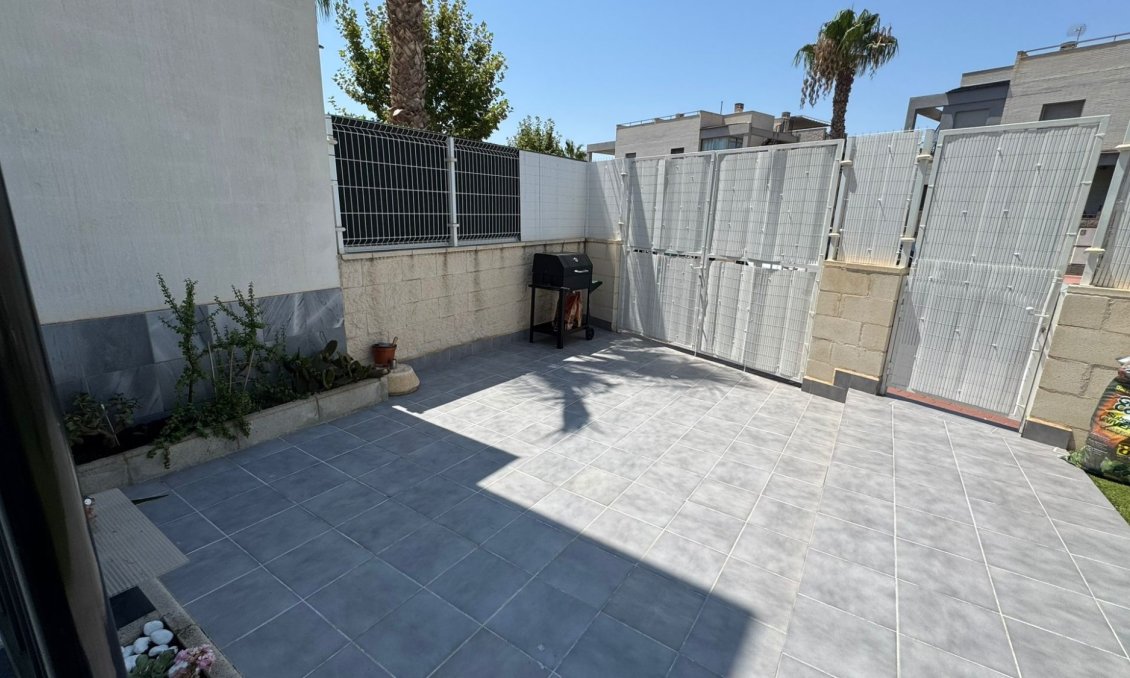 Wiederverkauf - Bungalow -
Torrevieja - Costa Blanca