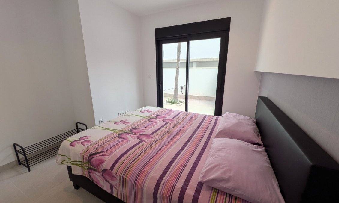 Wiederverkauf - Bungalow -
Pilar de la Horadada - Costa Blanca