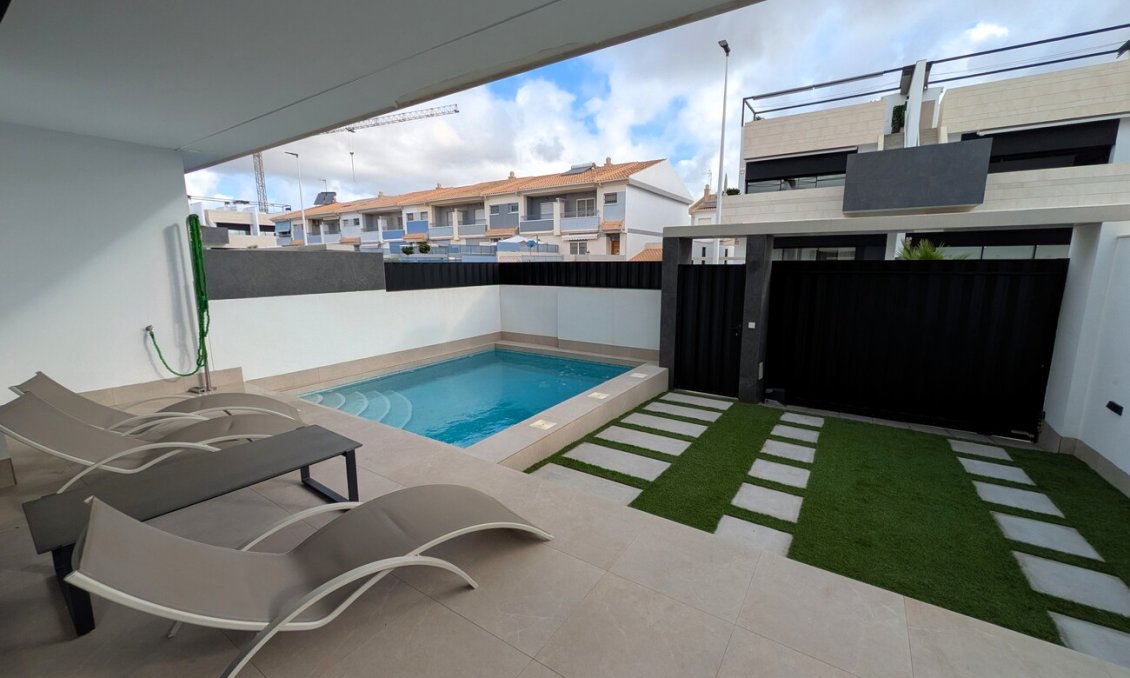 Wiederverkauf - Bungalow -
Pilar de la Horadada - Costa Blanca