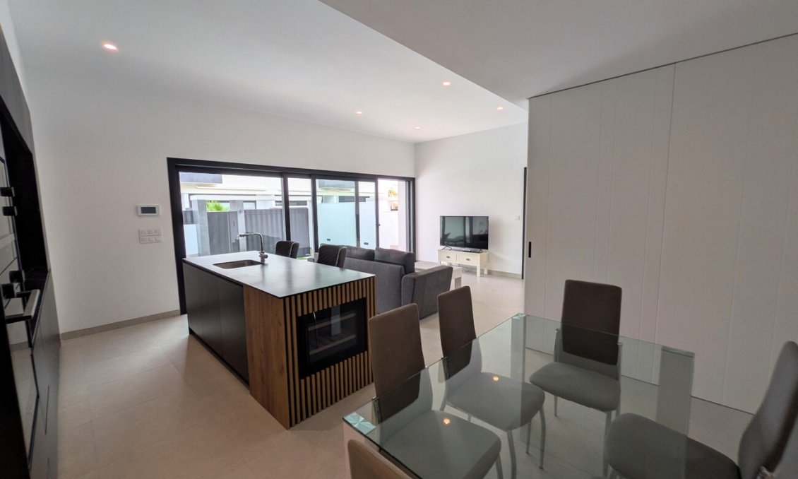 Wiederverkauf - Bungalow -
Pilar de la Horadada - Costa Blanca