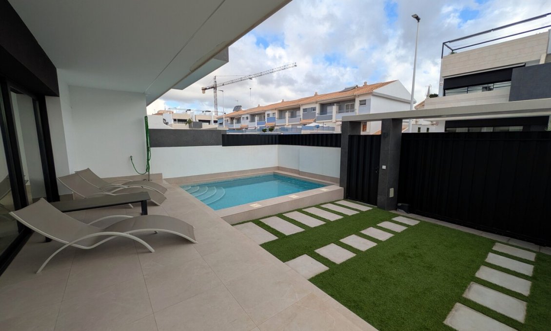 Wiederverkauf - Bungalow -
Pilar de la Horadada - Costa Blanca