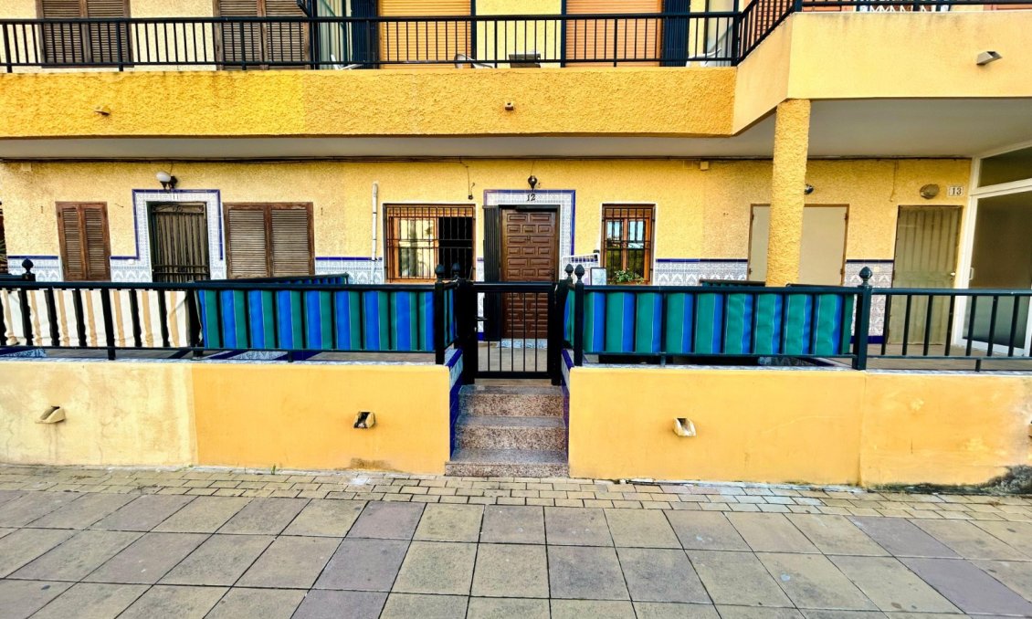Resale - Duplex -
Torrevieja - Costa Blanca