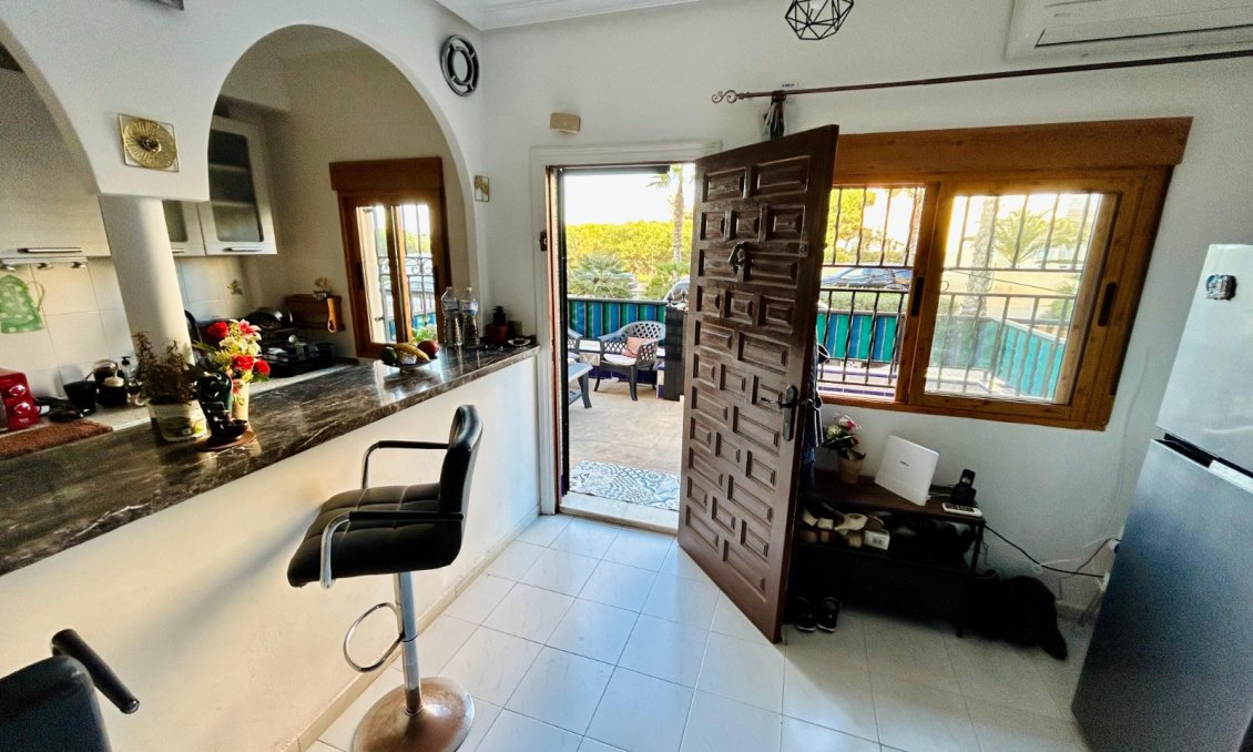 Resale - Duplex -
Torrevieja - Costa Blanca