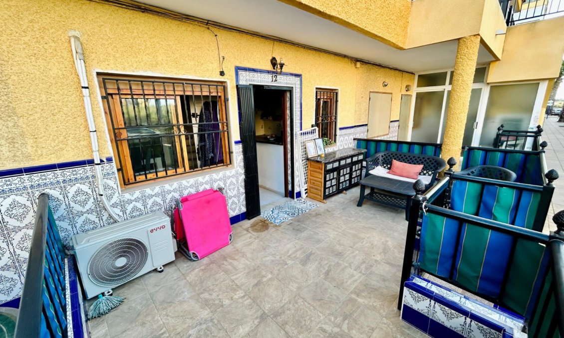 Resale - Duplex -
Torrevieja - Costa Blanca