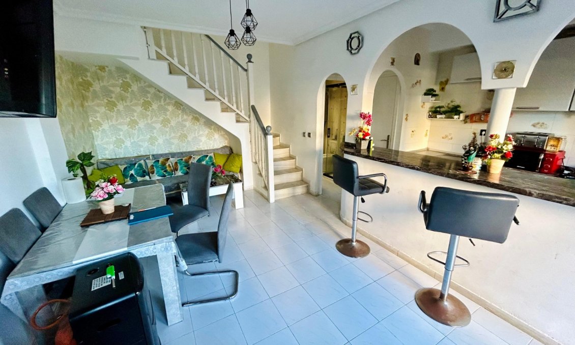 Resale - Duplex -
Torrevieja - Costa Blanca