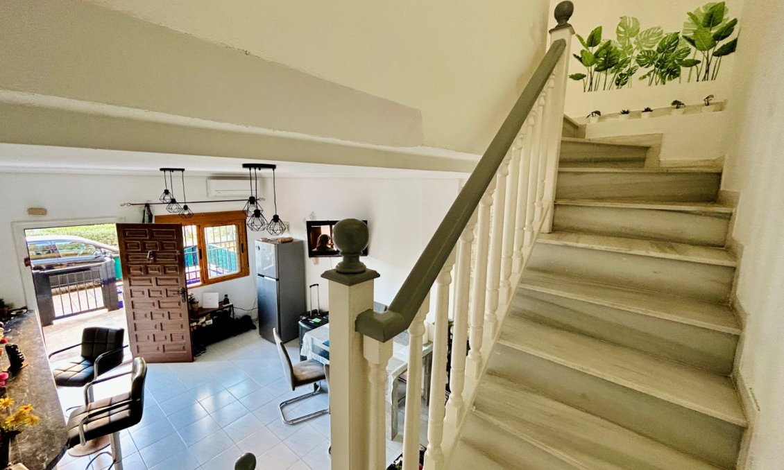 Resale - Duplex -
Torrevieja - Costa Blanca