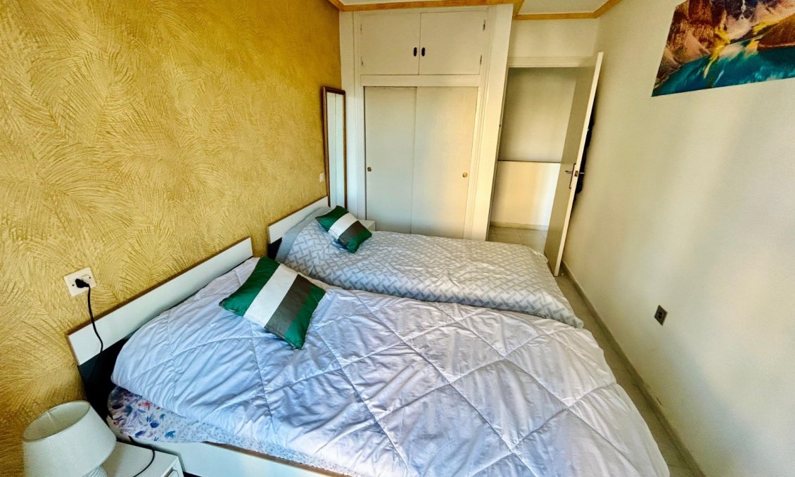 Resale - Duplex -
Torrevieja - Costa Blanca