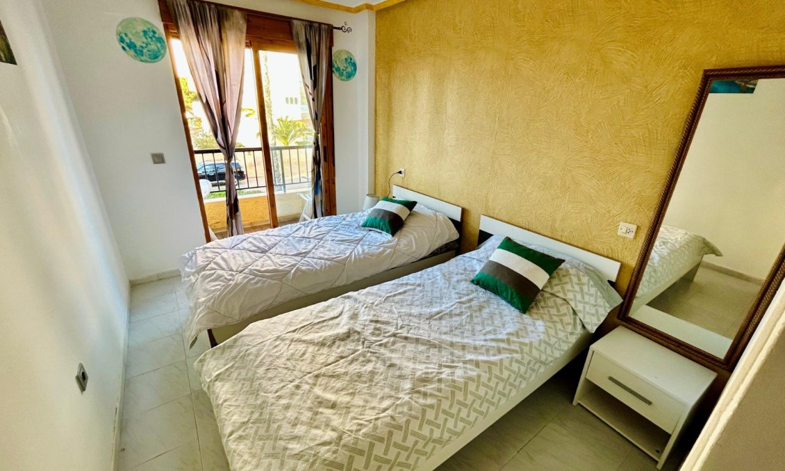 Resale - Duplex -
Torrevieja - Costa Blanca