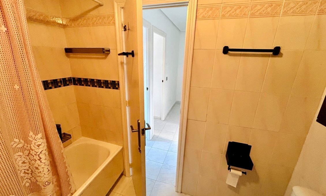 Resale - Duplex -
Torrevieja - Costa Blanca