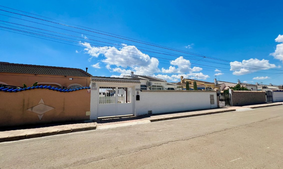 Resale - Town House -
Torrevieja - Costa Blanca