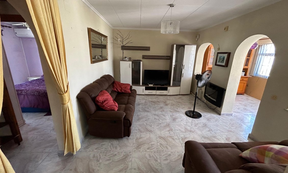 Resale - Town House -
Torrevieja - Costa Blanca
