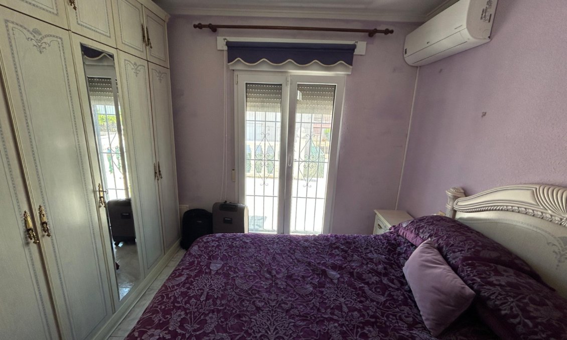 Resale - Town House -
Torrevieja - Costa Blanca