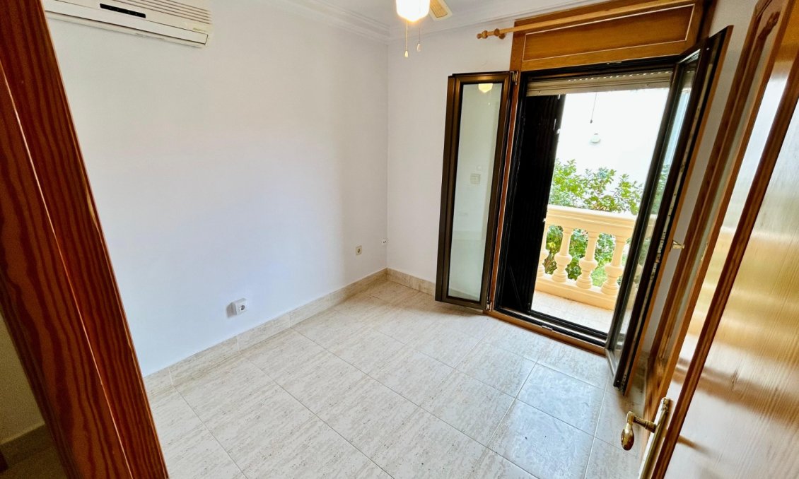 Resale - Apartment -
Guardamar del Segura - Costa Blanca