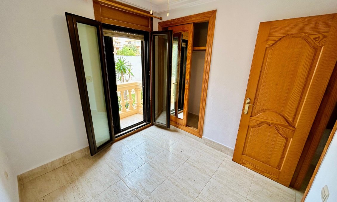 Resale - Apartment -
Guardamar del Segura - Costa Blanca