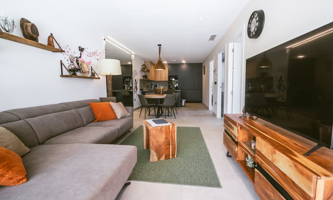 Resale - Apartment -
Lo Crispin - Inland