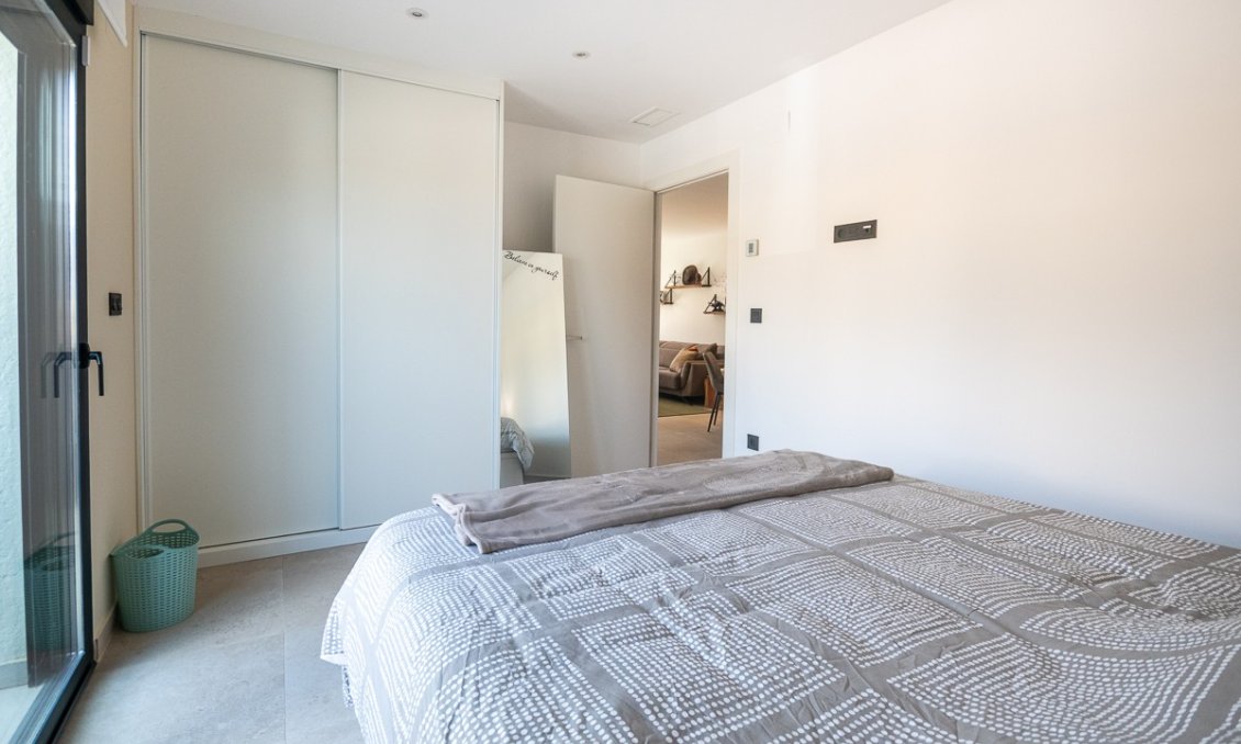 Resale - Apartment -
Lo Crispin - Inland