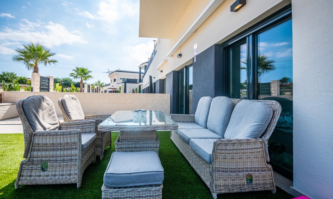 Resale - Apartment -
Lo Crispin - Inland