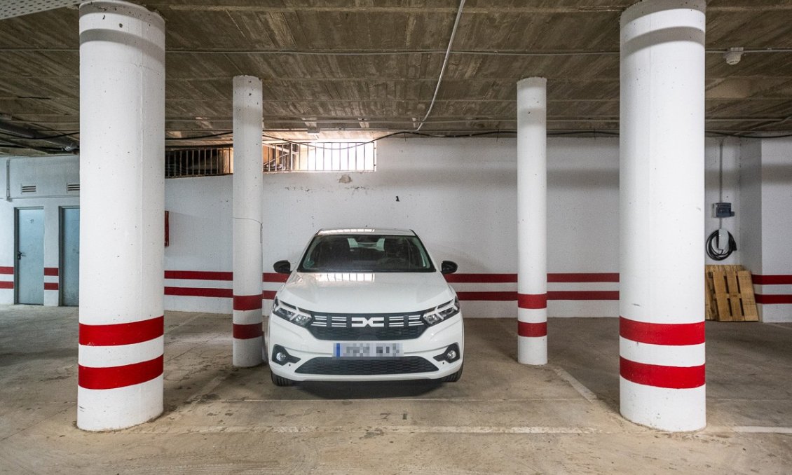 Resale - Apartment -
Lo Crispin - Inland