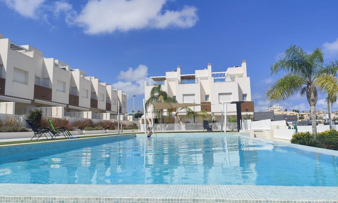 Wiederverkauf - Town House -
Torrevieja - Aguas Nuevas