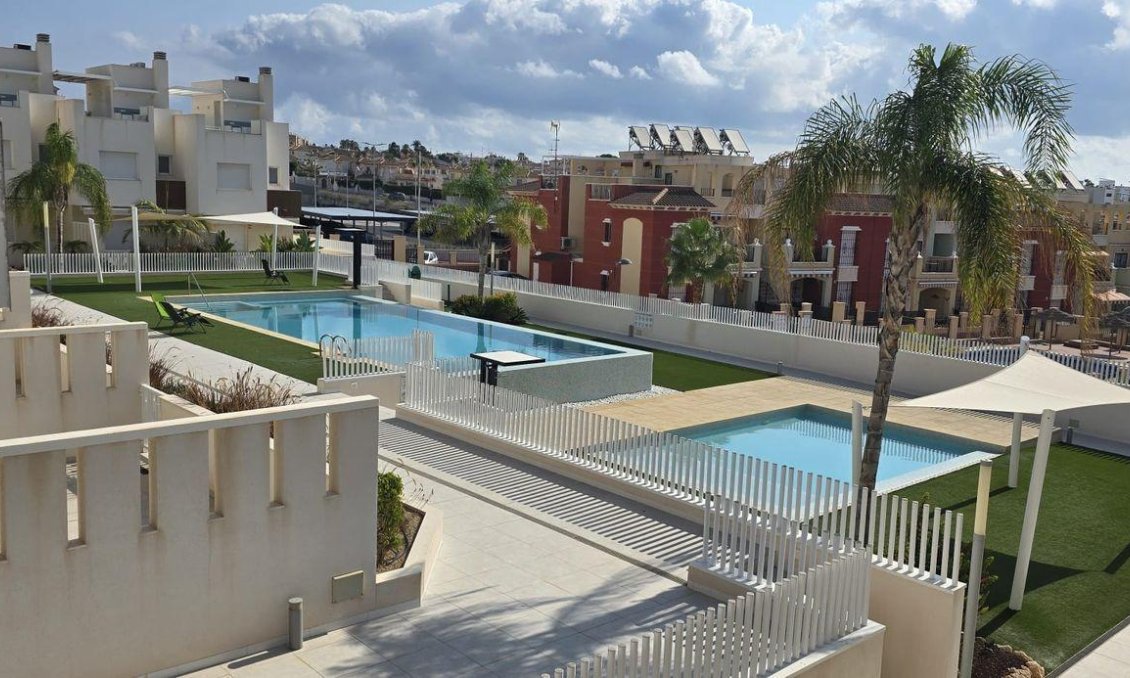 Wiederverkauf - Town House -
Torrevieja - Aguas Nuevas