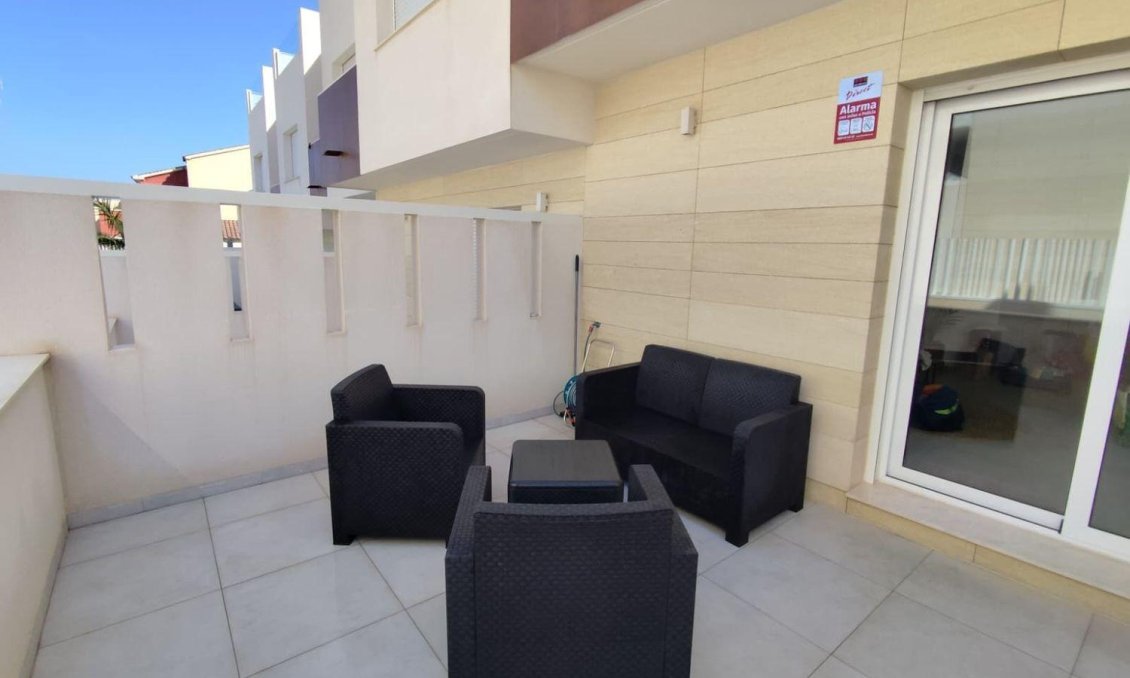 Wiederverkauf - Town House -
Torrevieja - Aguas Nuevas