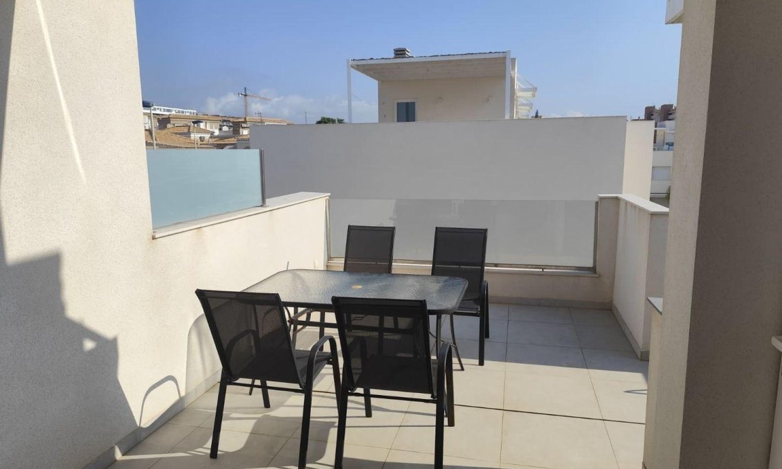 Wiederverkauf - Town House -
Torrevieja - Aguas Nuevas