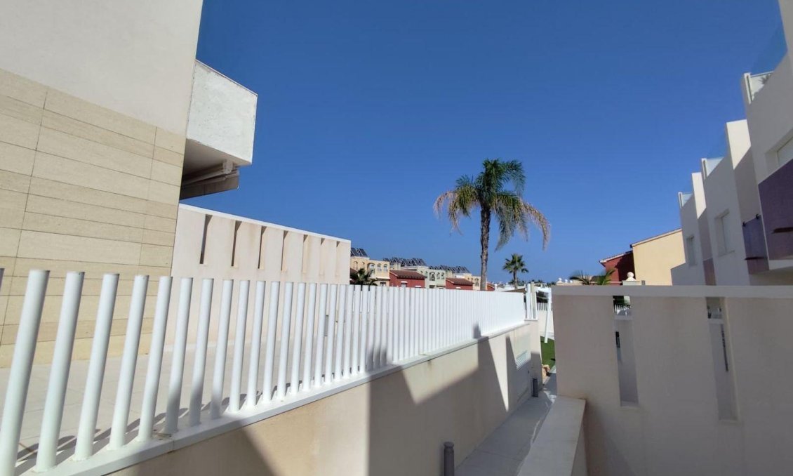 Wiederverkauf - Town House -
Torrevieja - Aguas Nuevas