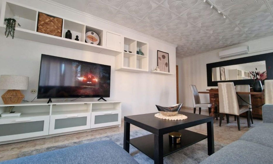 Resale - Apartment -
Torrevieja - Playa de los Locos