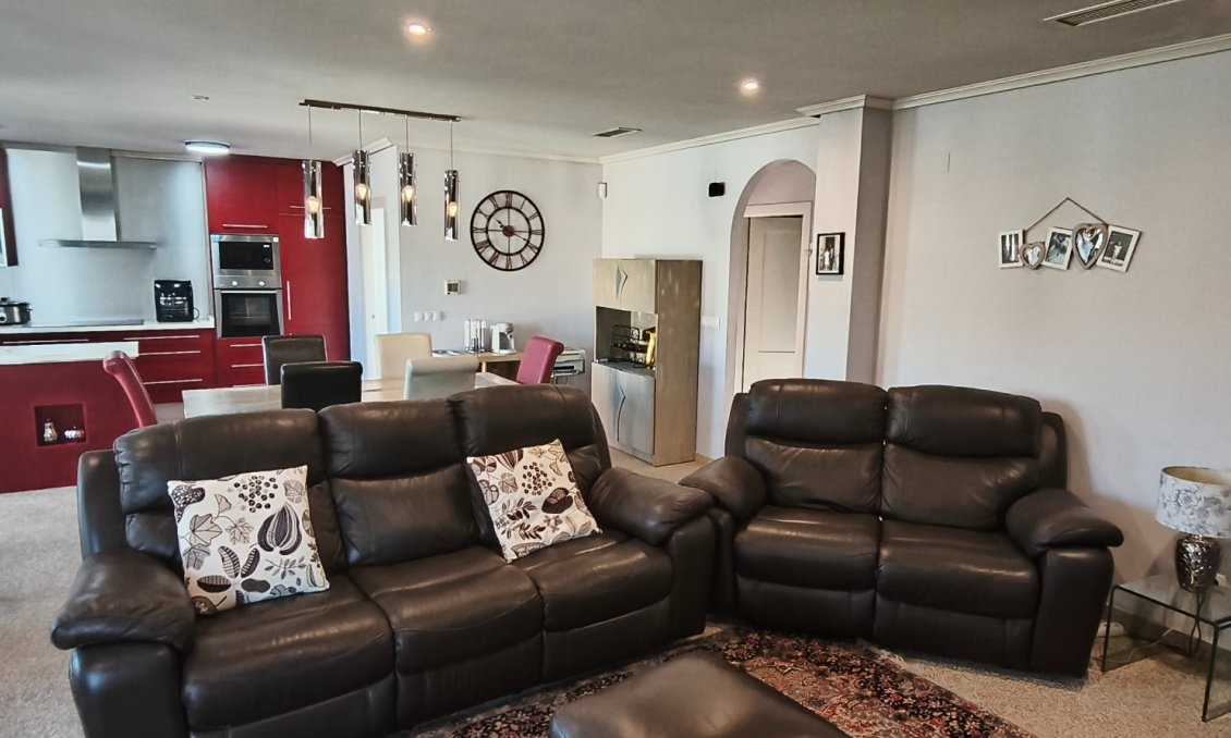 Resale - Villa -
La Romana - Inland