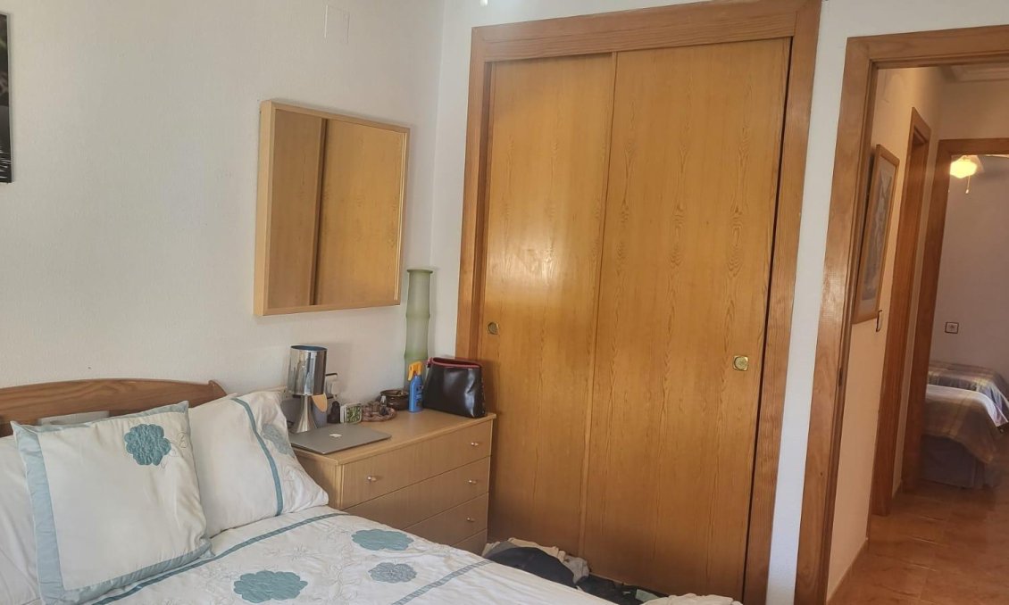 Resale - Bungalow -
Torrevieja - Torretas