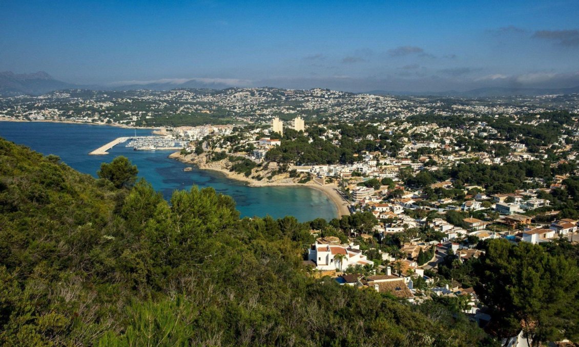 Neue Gebäude - Villa -
Els Poblets - Partida Barranquets