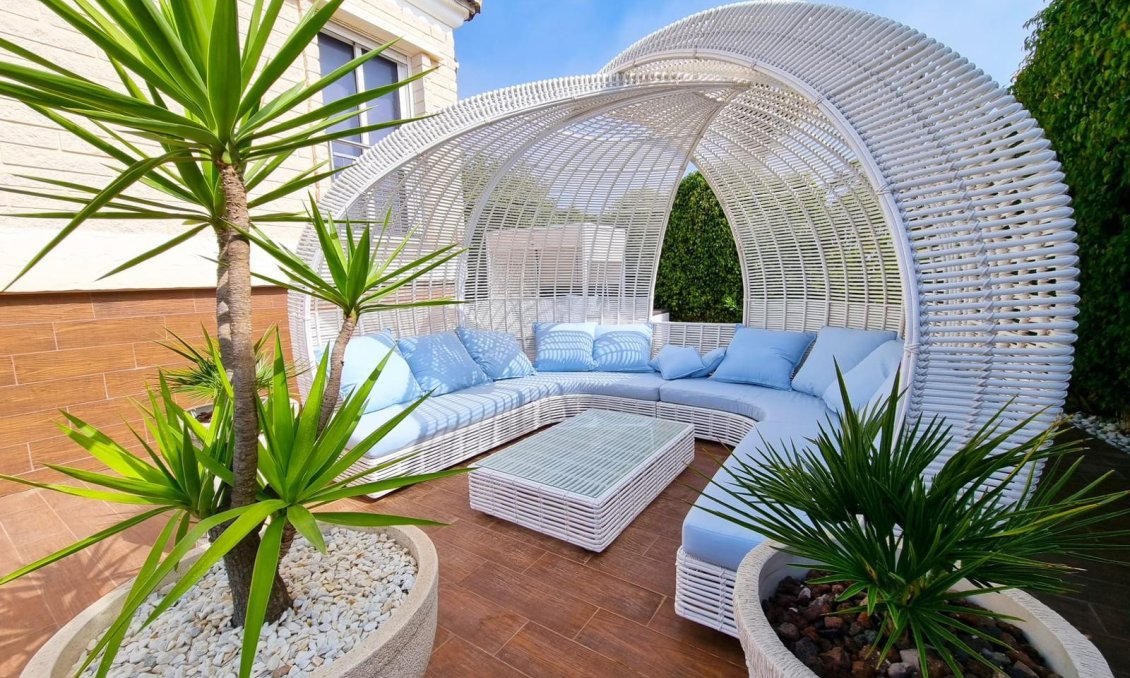 Resale - Villa -
Torrevieja - Costa Blanca