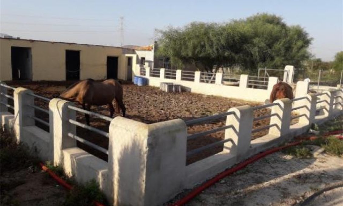 Wiederverkauf - Villa -
La Matanza - Inland