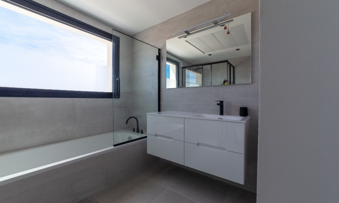 Wiederverkauf - Villa -
Los Montesinos - Costa Blanca