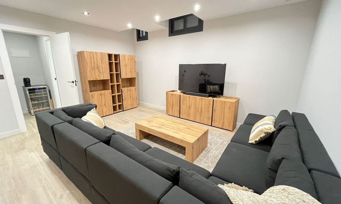 Wiederverkauf - Villa -
Punta Prima - Costa Blanca