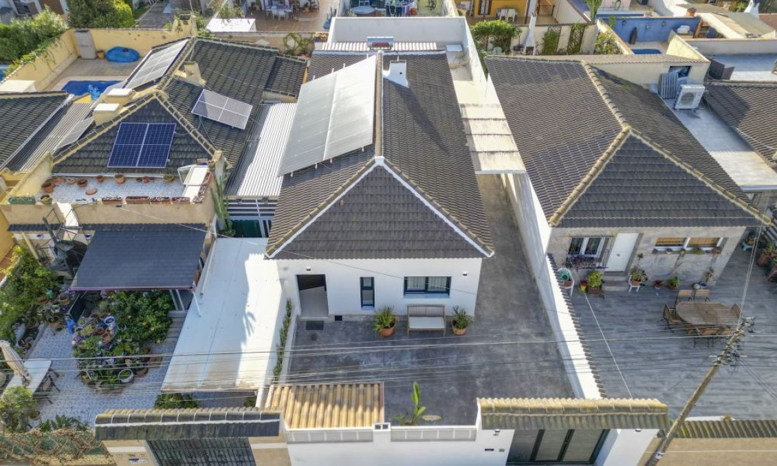 Resale - Semi Detached -
Torrevieja - Costa Blanca