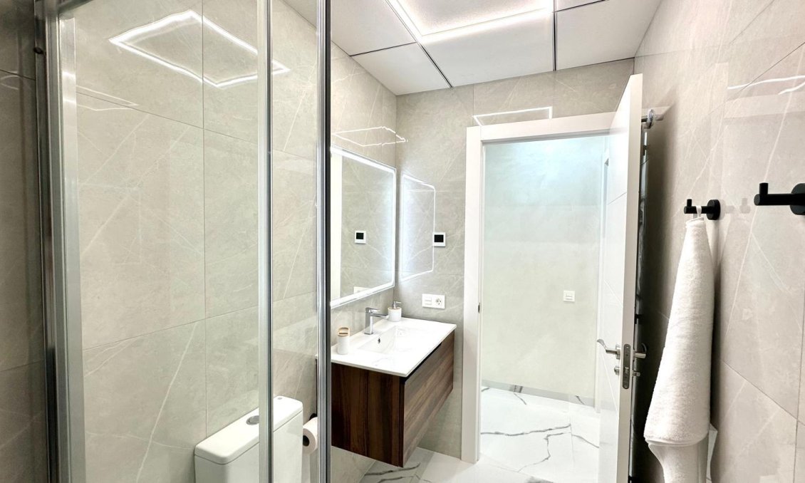 Wiederverkauf - Wohnung -
Torrevieja - Playa del Cura