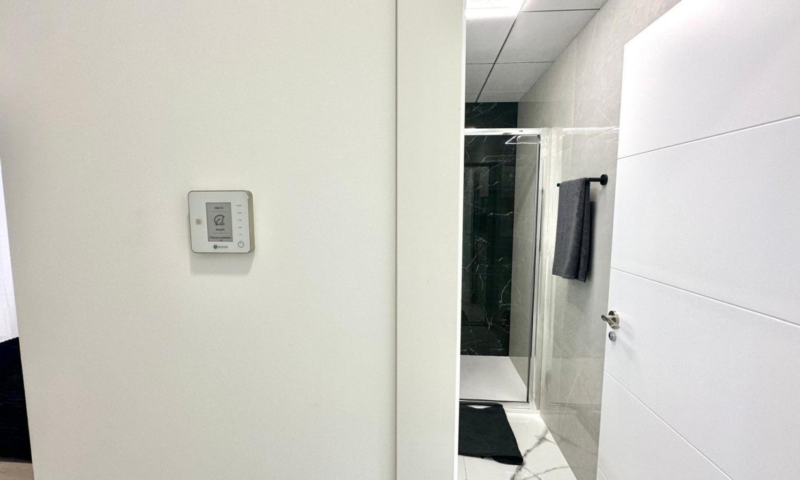 Wiederverkauf - Wohnung -
Torrevieja - Playa del Cura