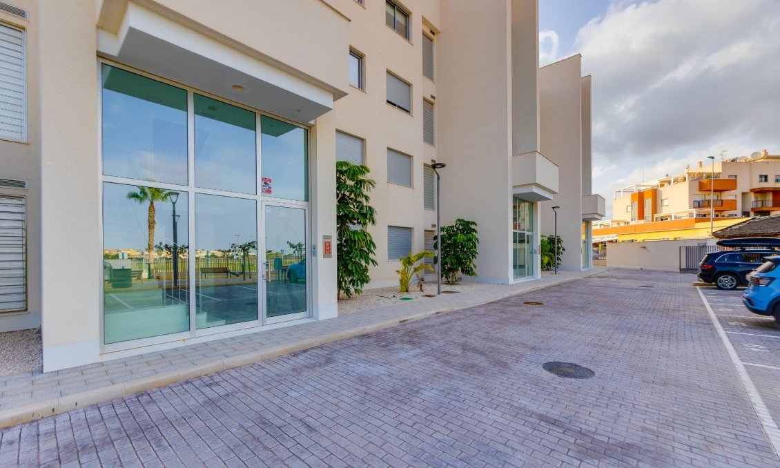 Wiederverkauf - Wohnung -
Orihuela Costa - Villamartín-las Filipinas